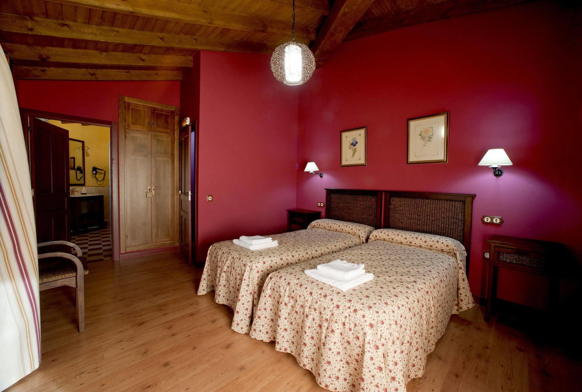 Aroma De Primavera En Casas Rurales Acebuche Casas del Monte Buitenkant foto
