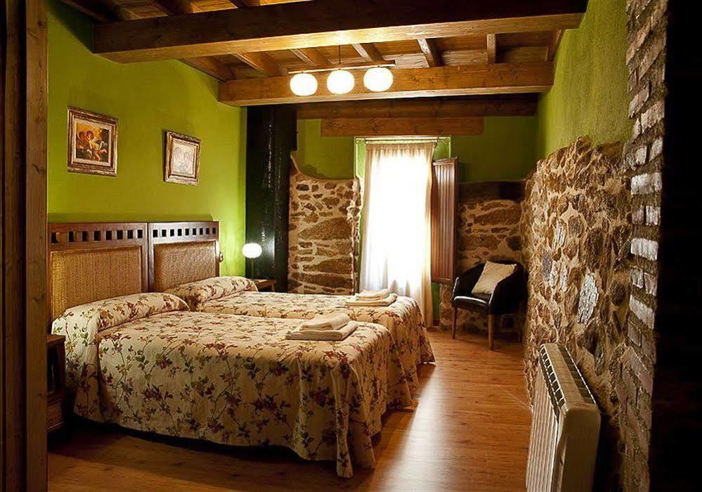 Aroma De Primavera En Casas Rurales Acebuche Casas del Monte Buitenkant foto